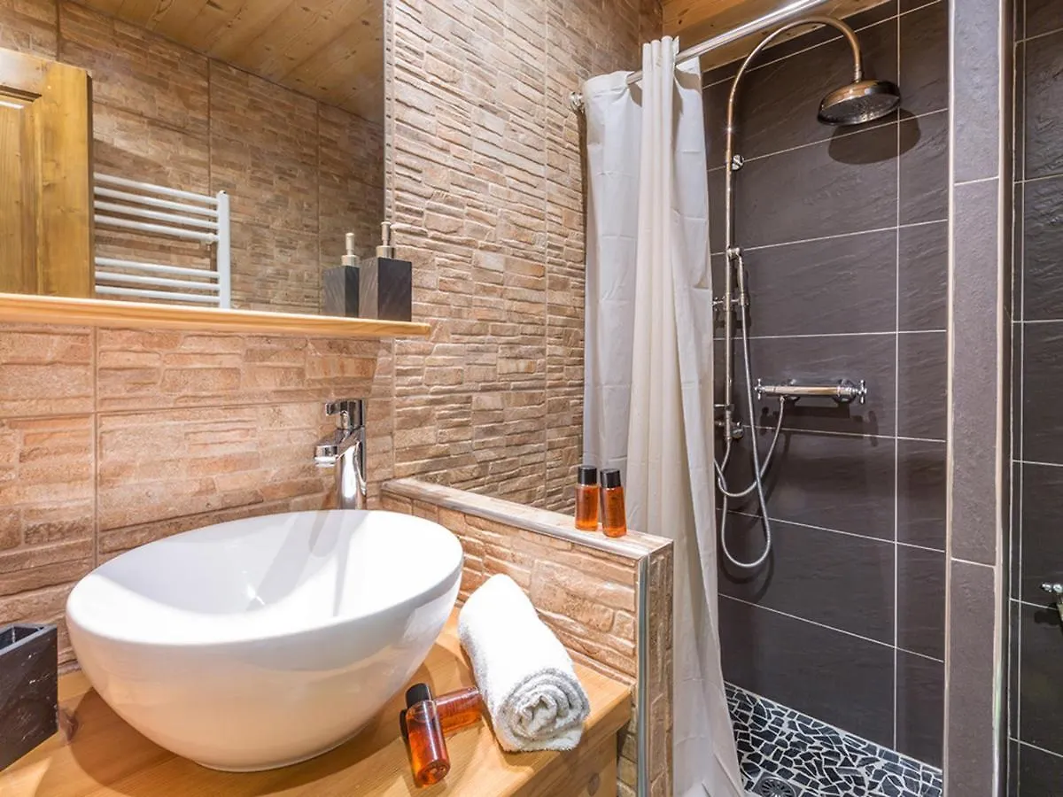 Appartement Cosy 2 Pieces, 4 Pers, Centre De La Clusaz, Proche Pistes, Balcon Et Wifi - Fr-1-437-52 Apartment